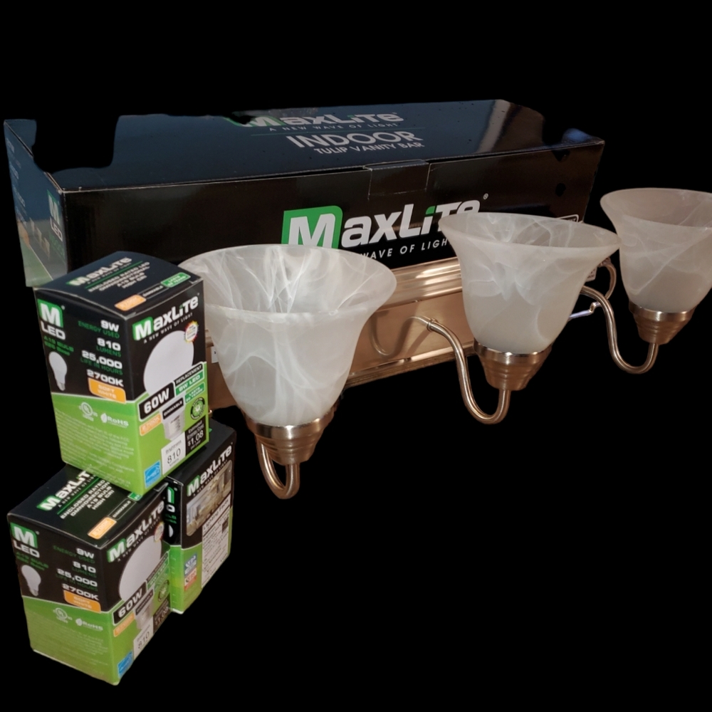 BRAND NEW VANITY LIGHTING WITH BULBS ( 2 UNITS)